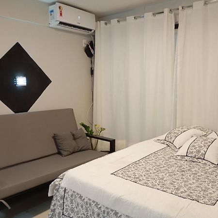 Appartement A 5 Km Do Aeroporto No Centro Do Nucleo Bandeirante 156 à Brasília Extérieur photo